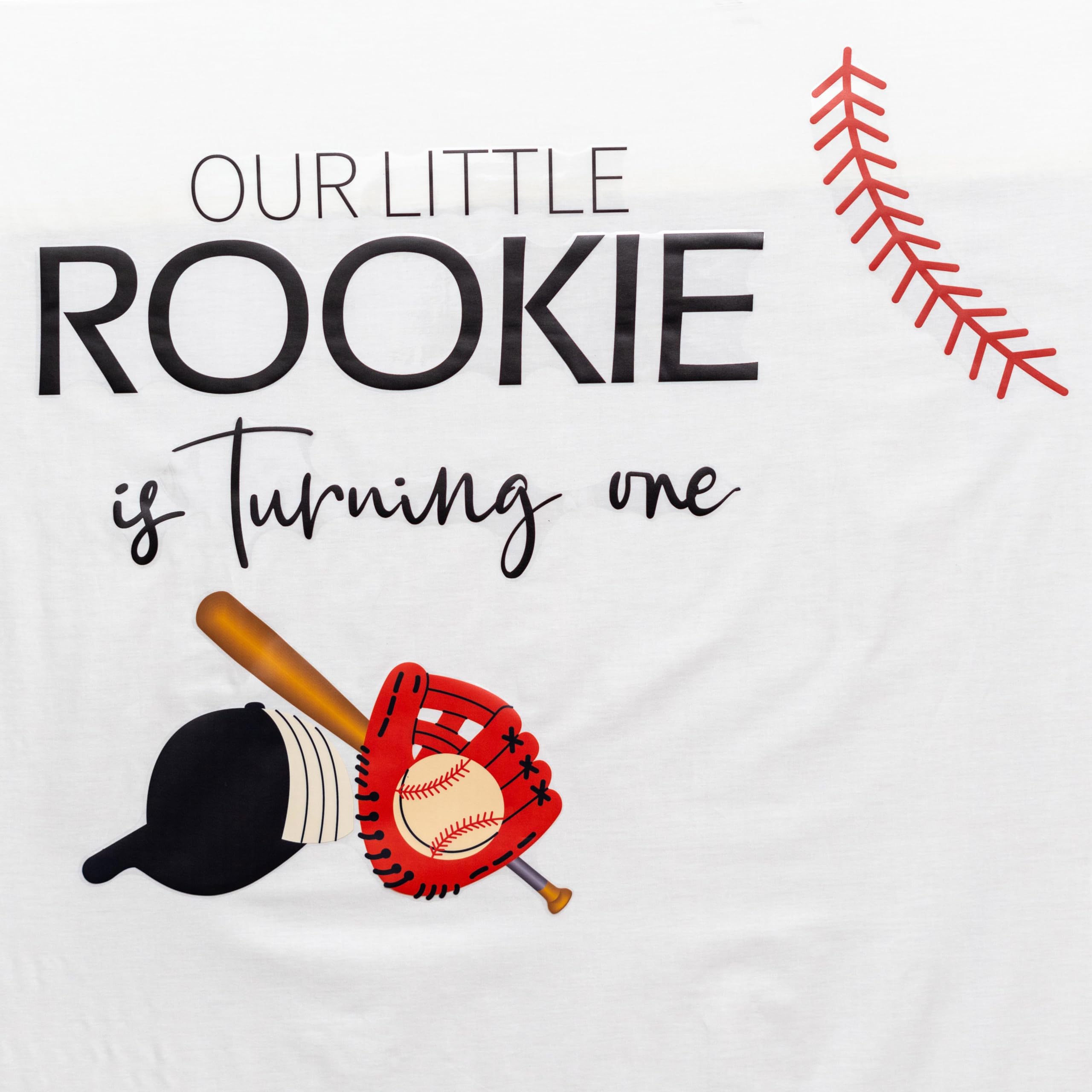 GIOGUK Baseball themed backdrop pairs with balloons for a cohesive party look.
