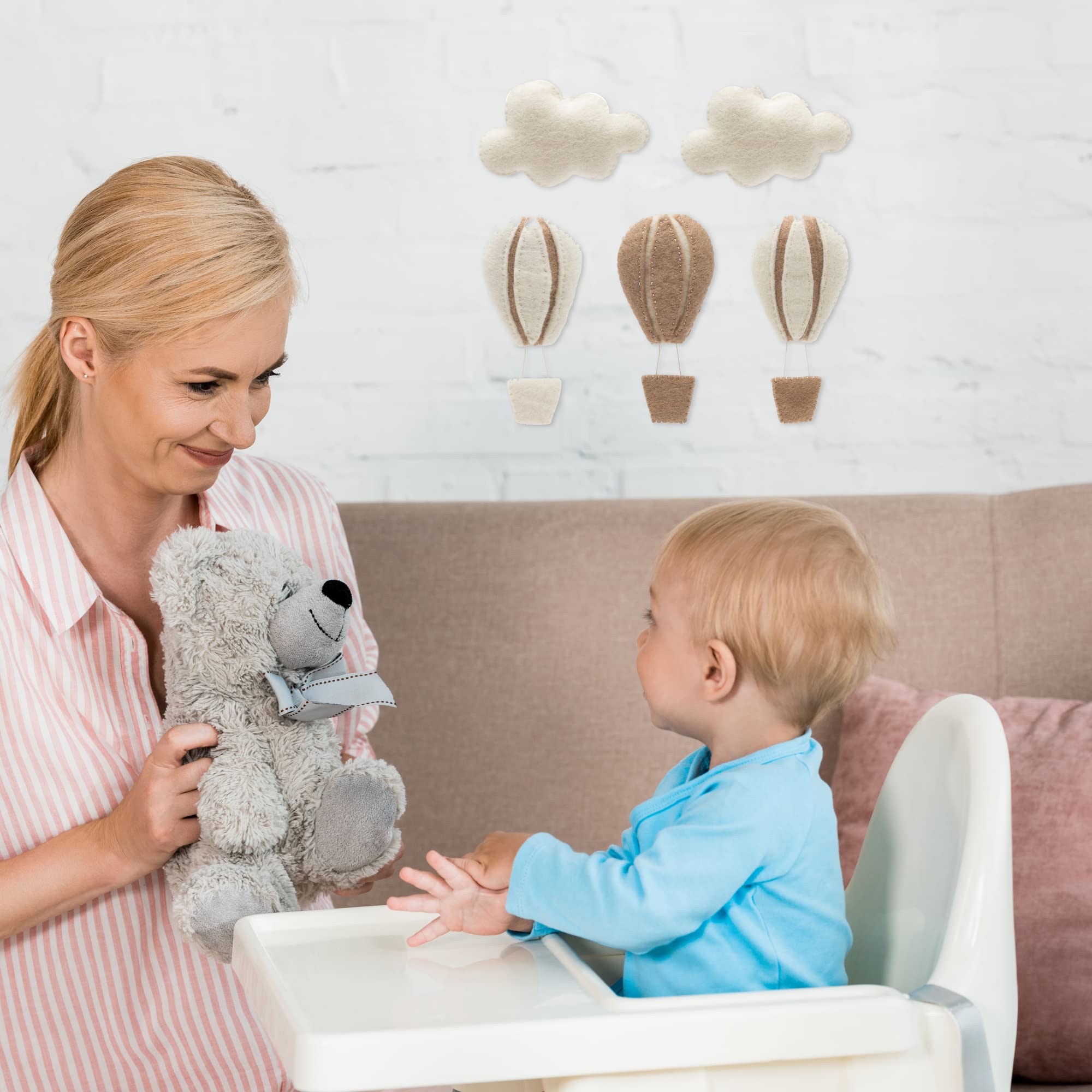 Glaciart One hanging mobile for nursery promotes visual stimulation and child development.