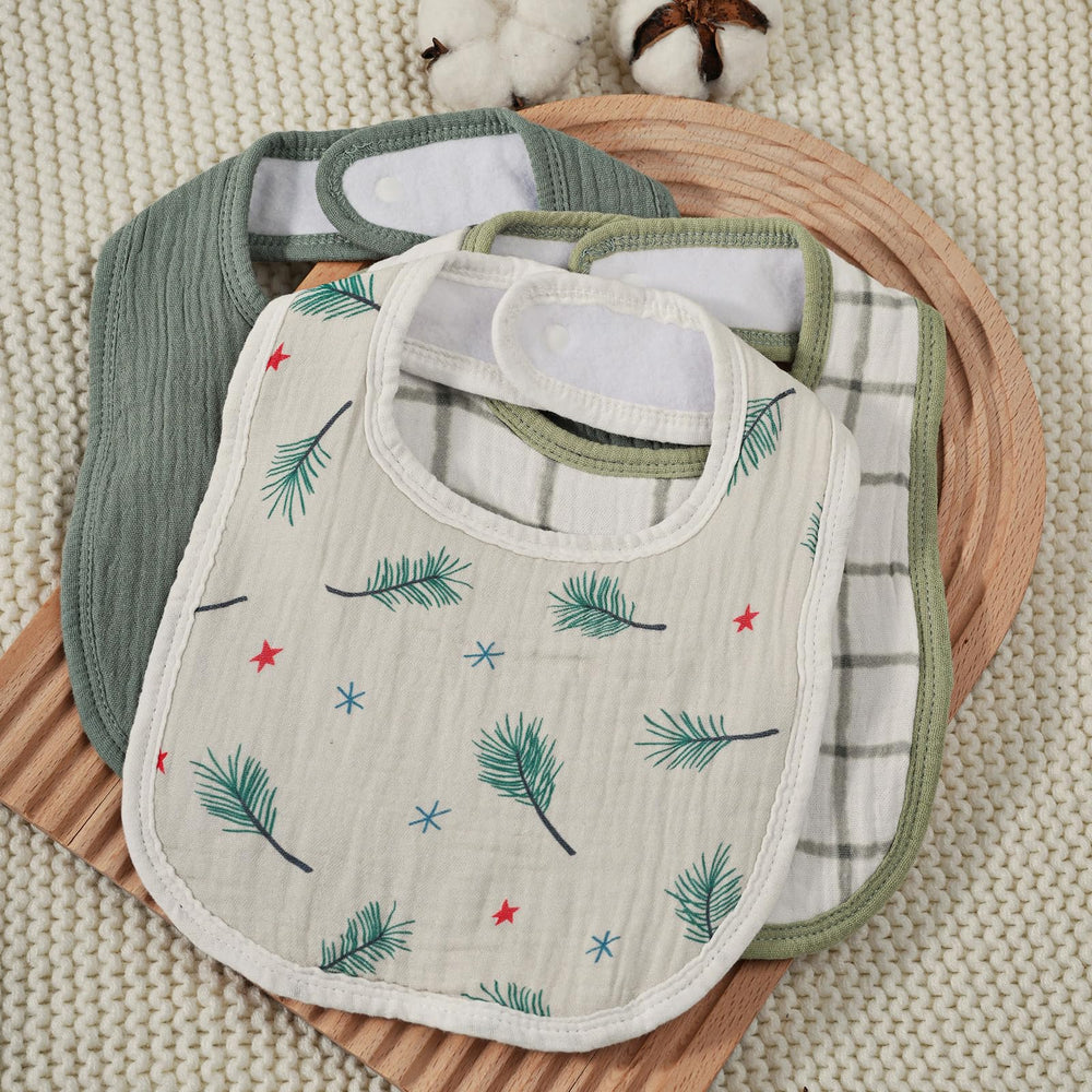 GLLQUEN BABY bibs make a thoughtful baby shower gift.