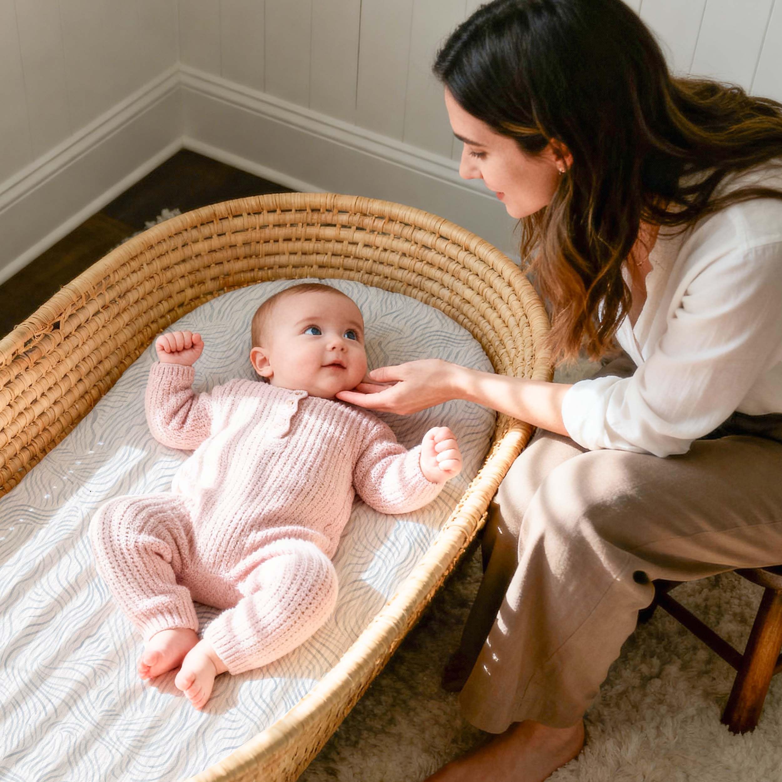 Gllquen Baby sheets are machine washable for easy care.