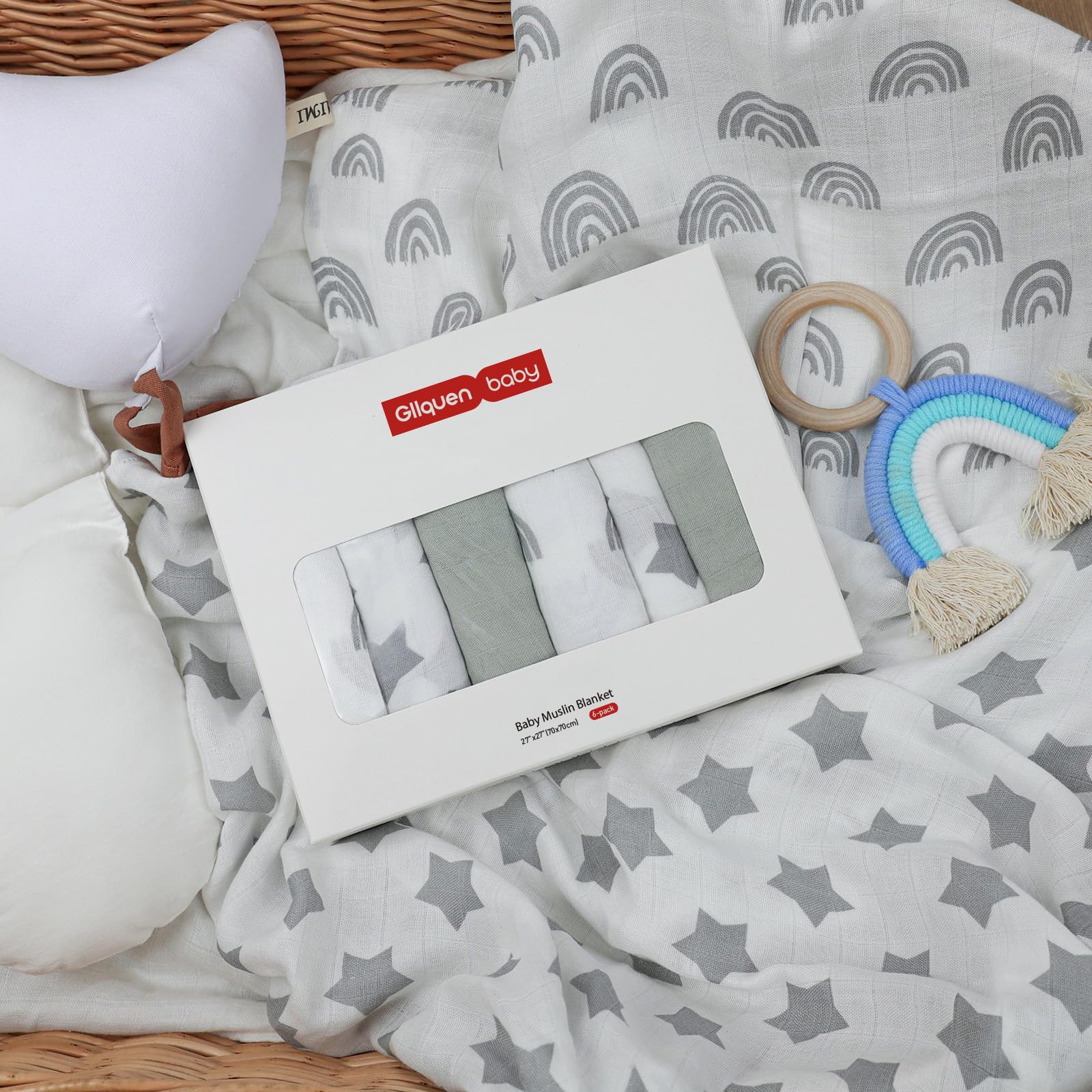 GLLQUEN BABY machine-washable muslin blankets simplify laundry care.