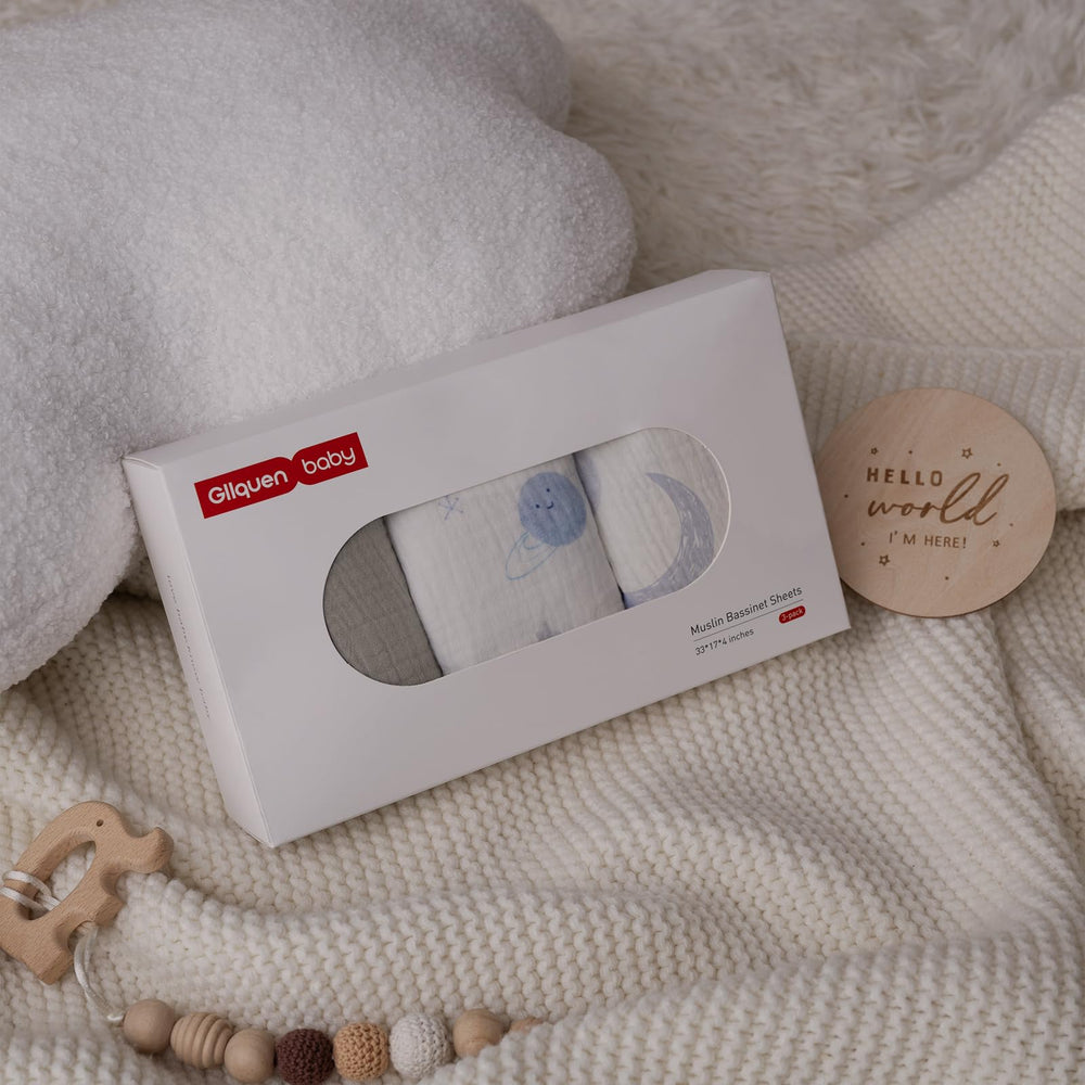 Nursery setup with Gllquen Baby muslin sheets for calm space