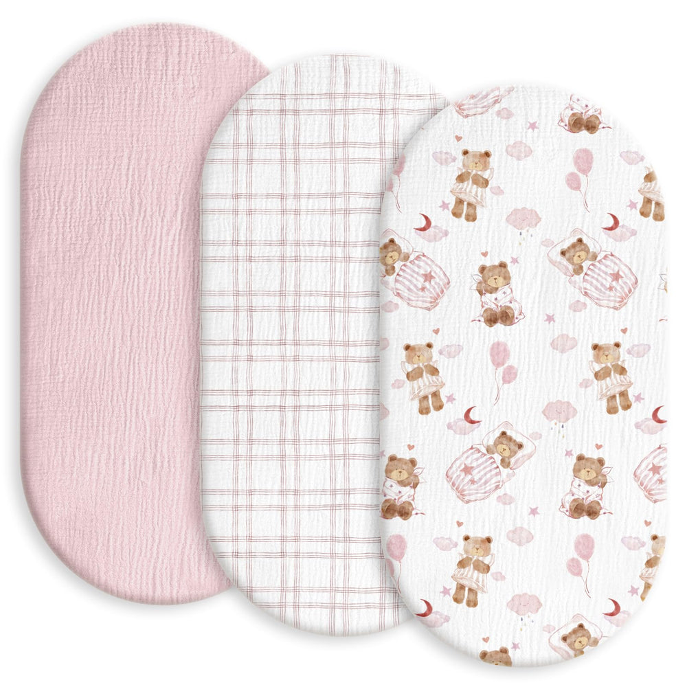 GLLQUEN BABY Bear Dream muslin sheets provide breathable comfort for baby