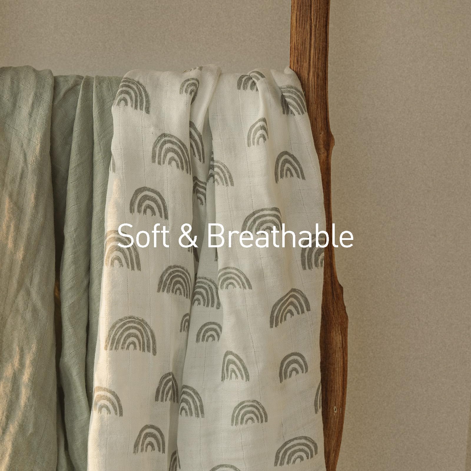 GLLQUEN BABY Star pattern blanket; breathable fabric helps keep baby dry.