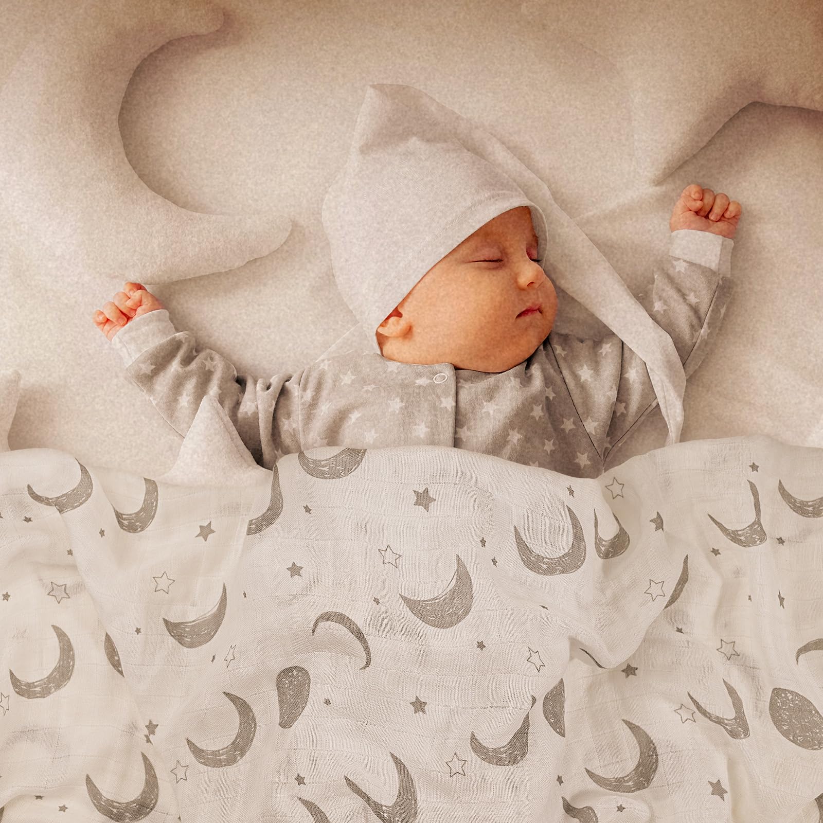 GLLQUEN BABY Star receiving blanket; absorbs moisture for quick cleaning.