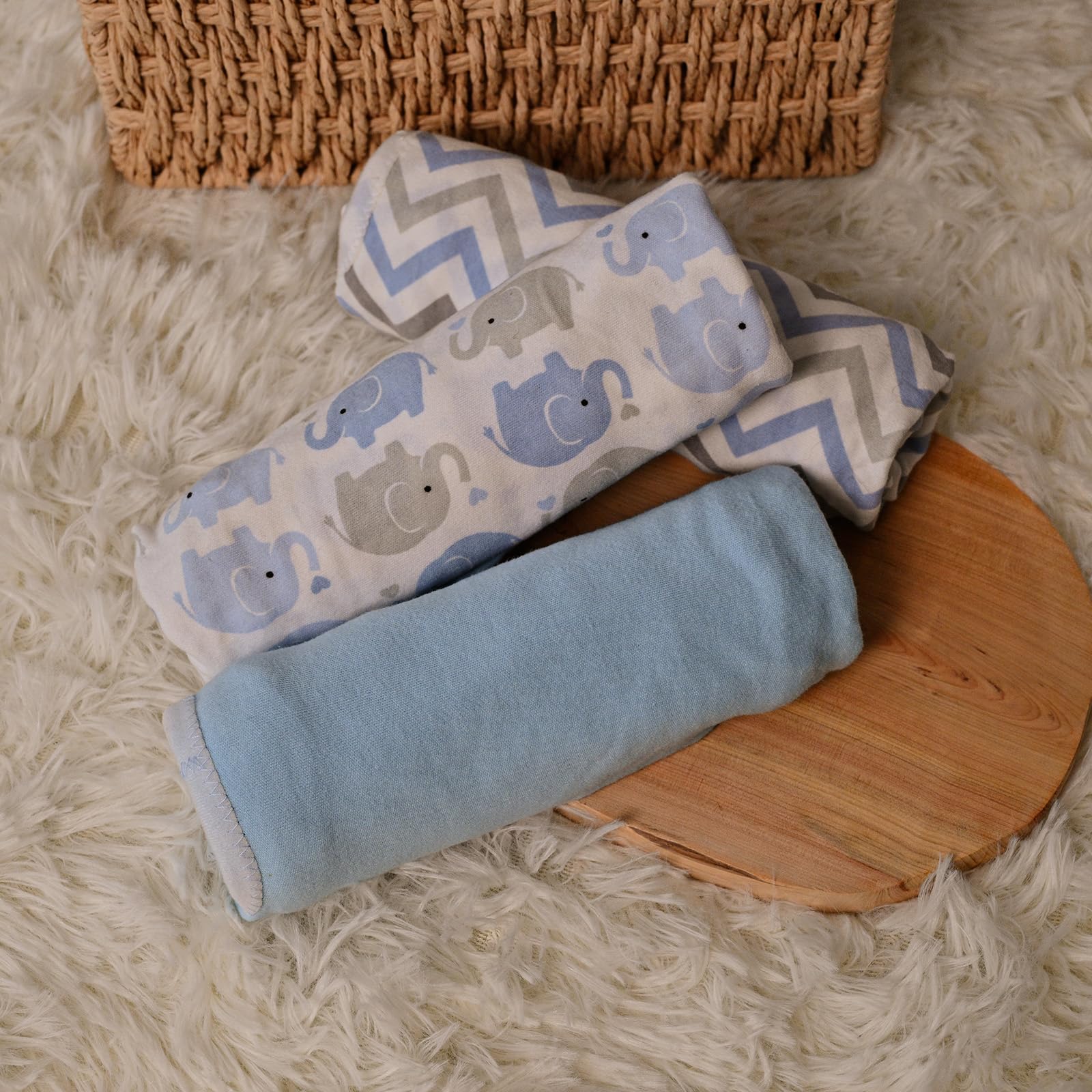 GLLQUEN BABY swaddle gift-ready packaging, perfect baby shower option.