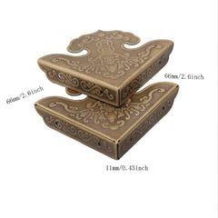 glrovazas three sided corner protector shown on a tabletop edge
