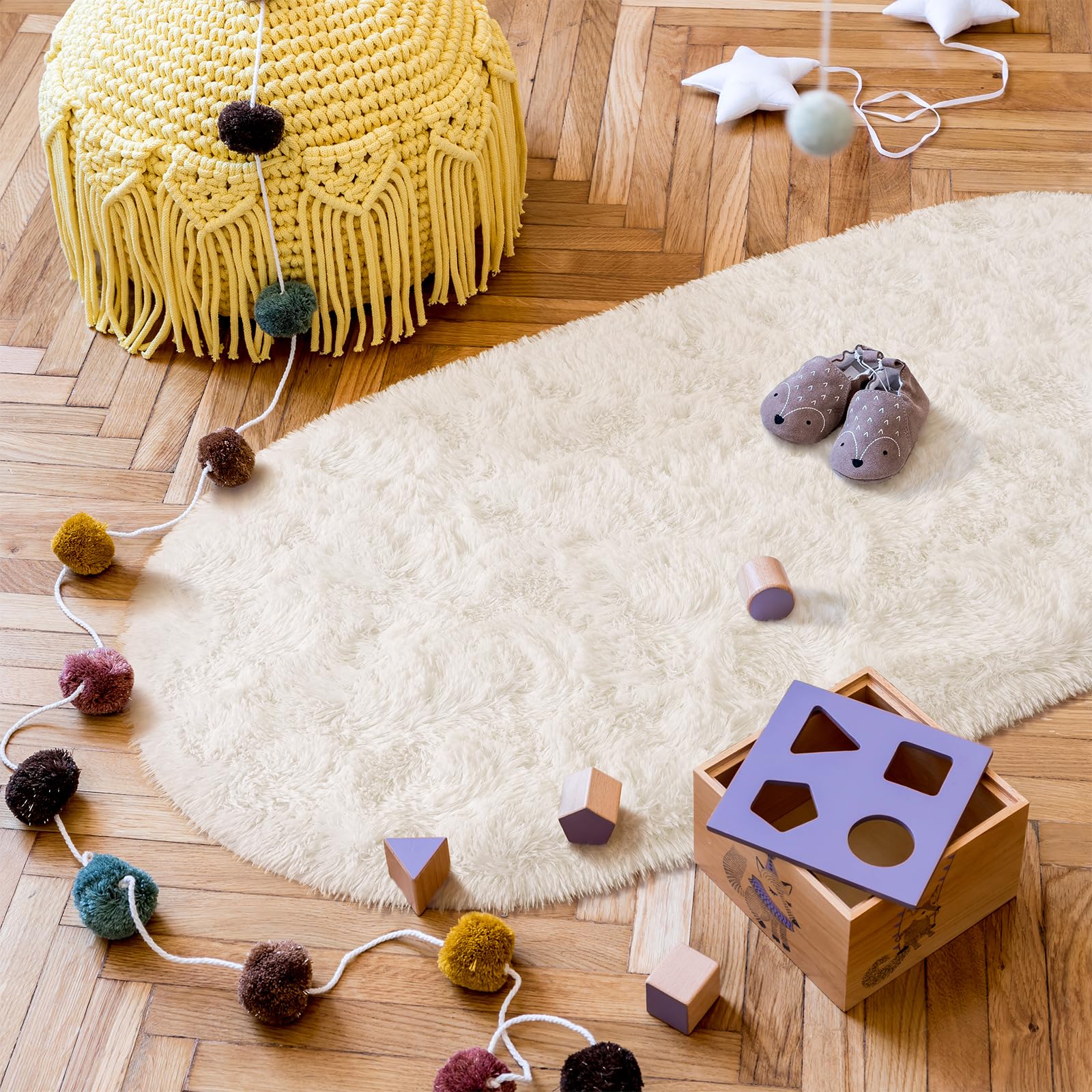 Goideal easy-clean rug simplifies upkeep with quick vacuum and spot-clean.