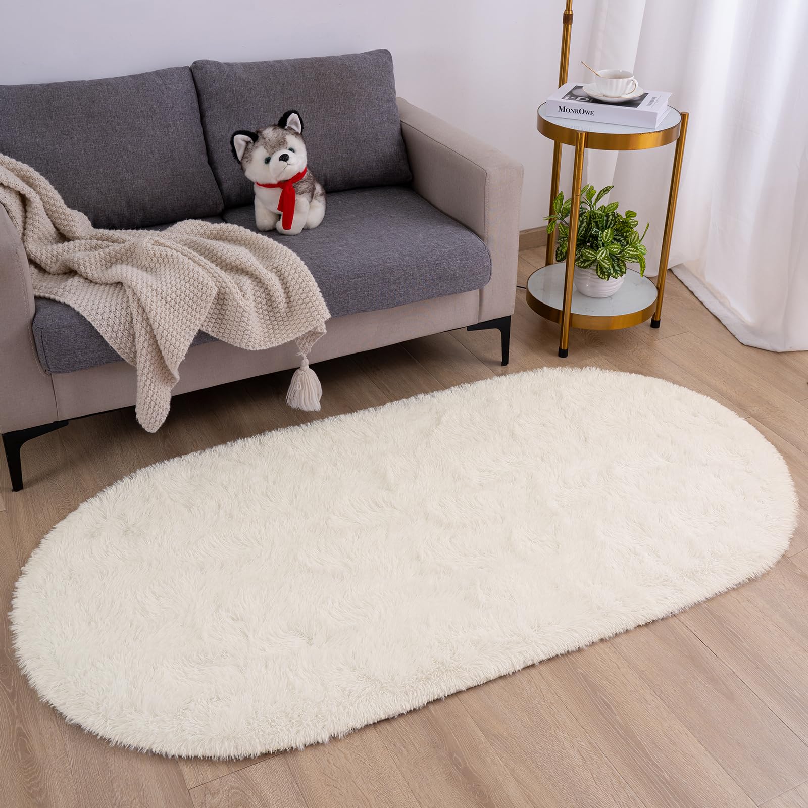 Goideal fluffy rug close-up fibers show velvety softness underfoot.