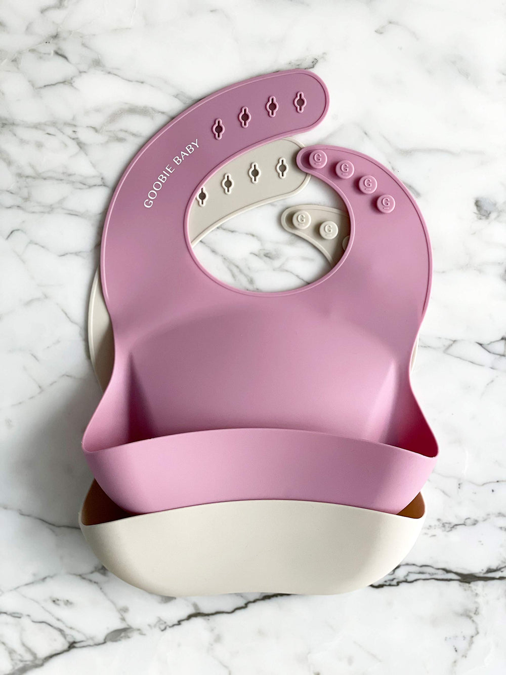 Goobie Baby 9x11.5 inch bib fits ages 4–36 months and beyond.