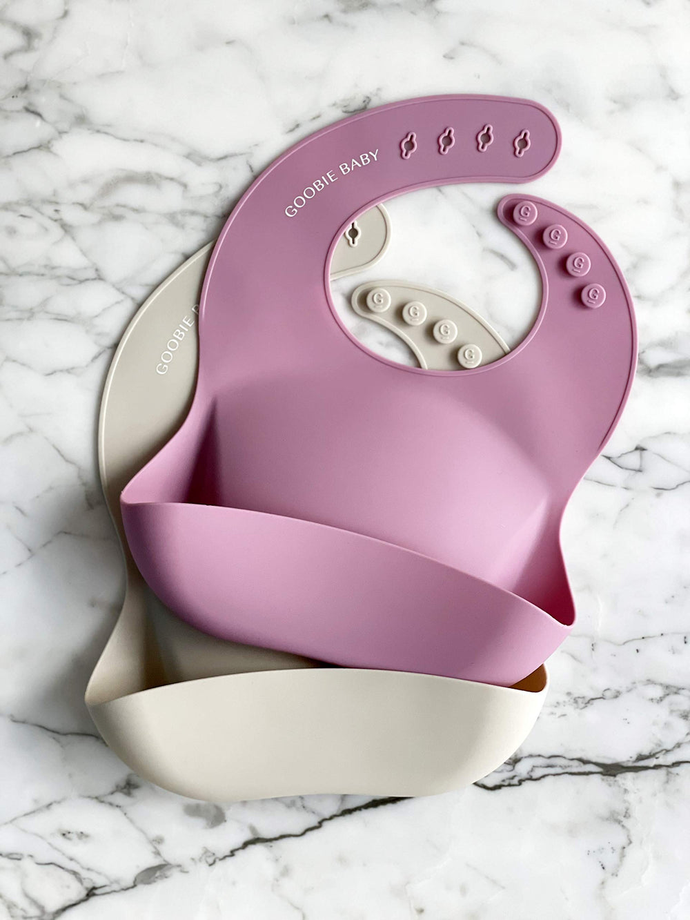 Goobie Baby silicone bib made from stain-resistant material for easy cleaning.