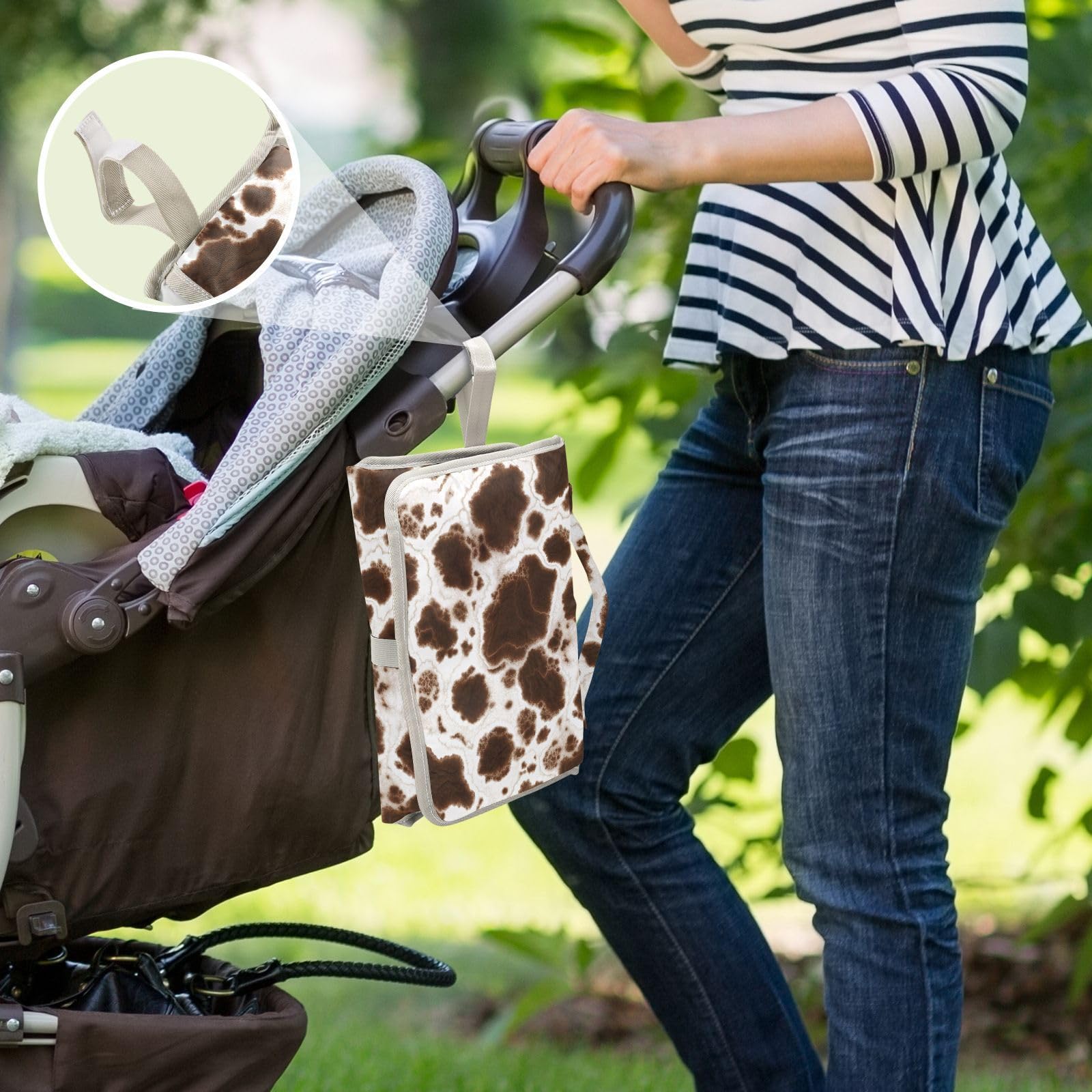 GOODOLD elastic tissue pocket keeps wipes handy during diaper changes.