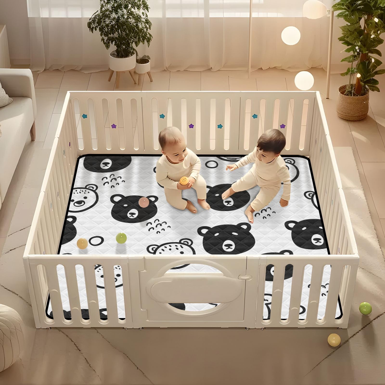 GOODOLD Waterproof surface for quick wipe-clean and durable use.