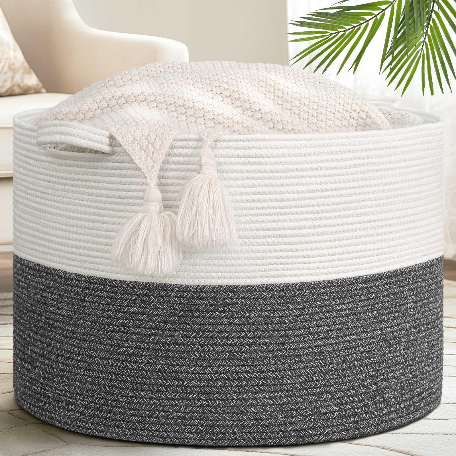 Goodpick 115L blanket basket with soft cotton rope for cozy blanket storage.