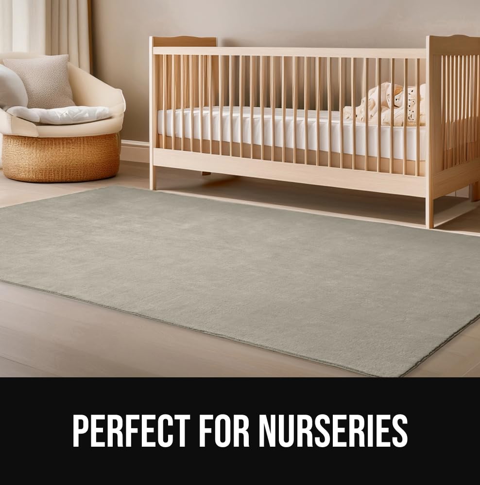 GORILLA GRIP 5x7 taupe rug fits multiple room styles.