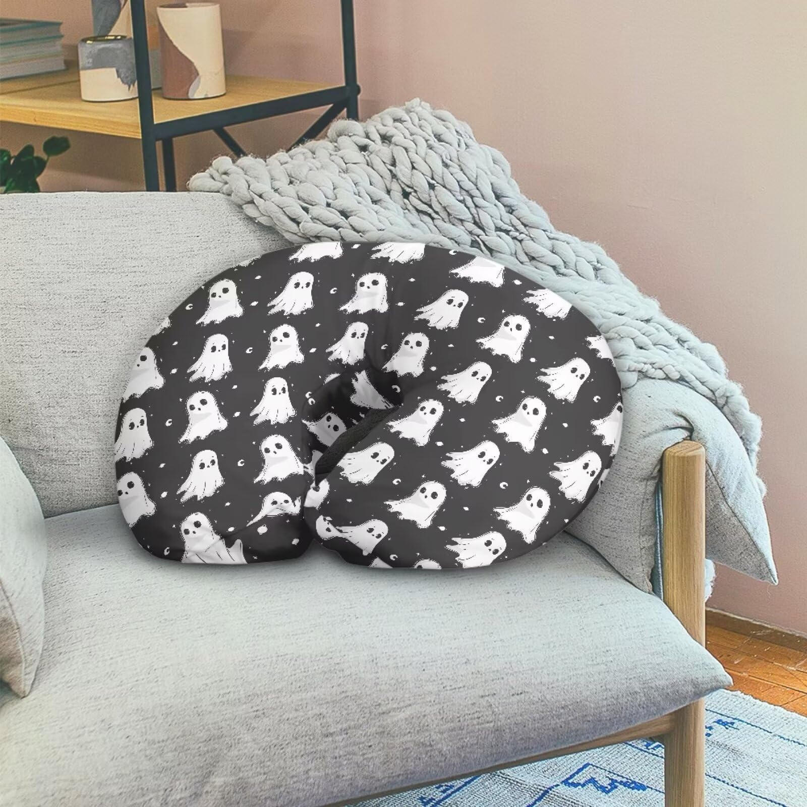 Goronwyfloyd pillow cover is machine washable for easy cleaning after busy days.