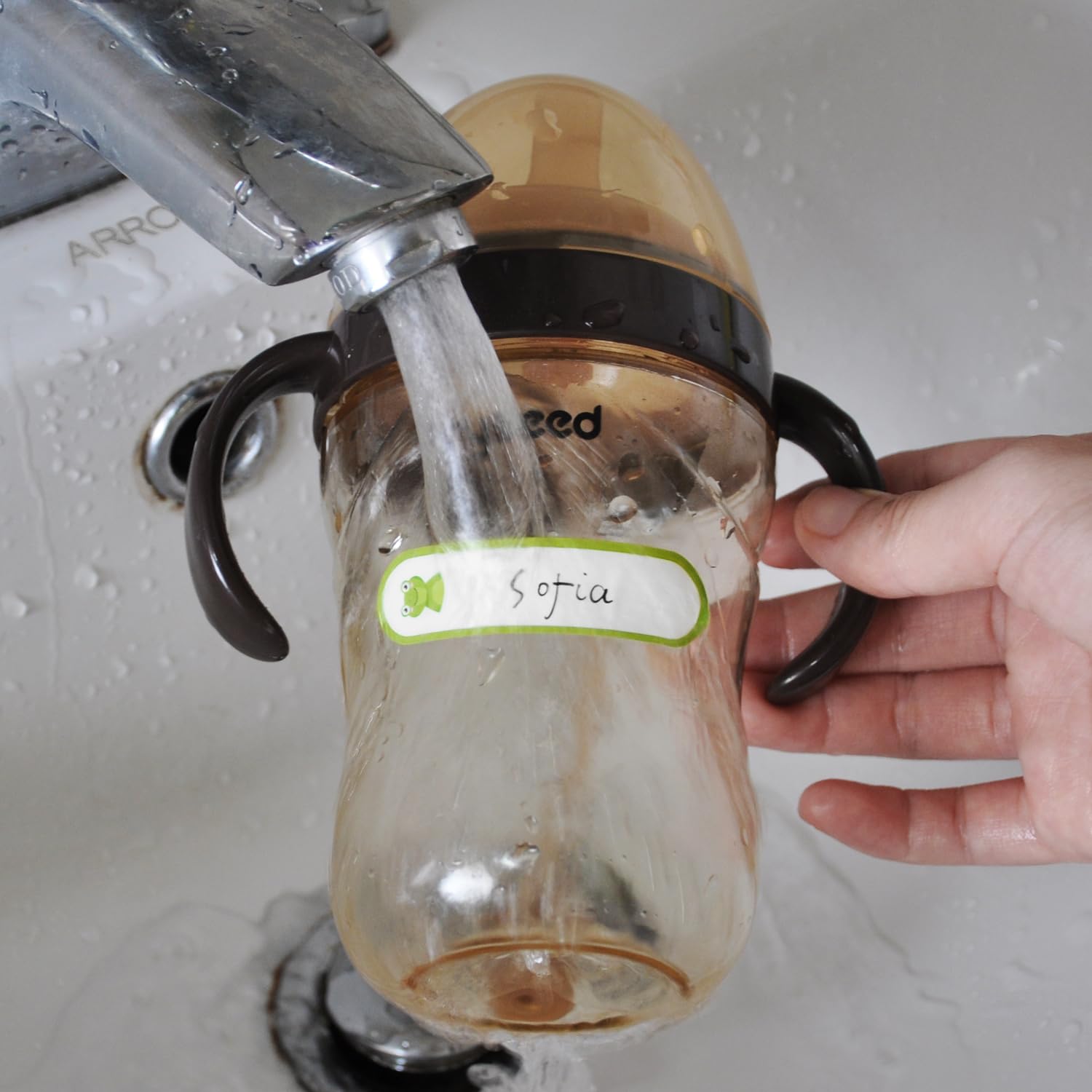 GOYOMI self-laminating layer protects handwriting on labels