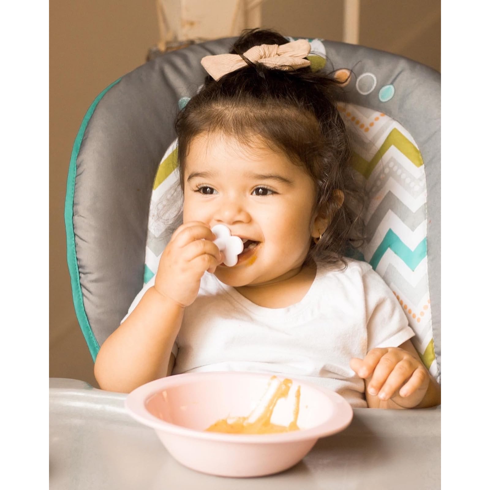 Grabease brings everyday mealtime independence to infants and toddlers.