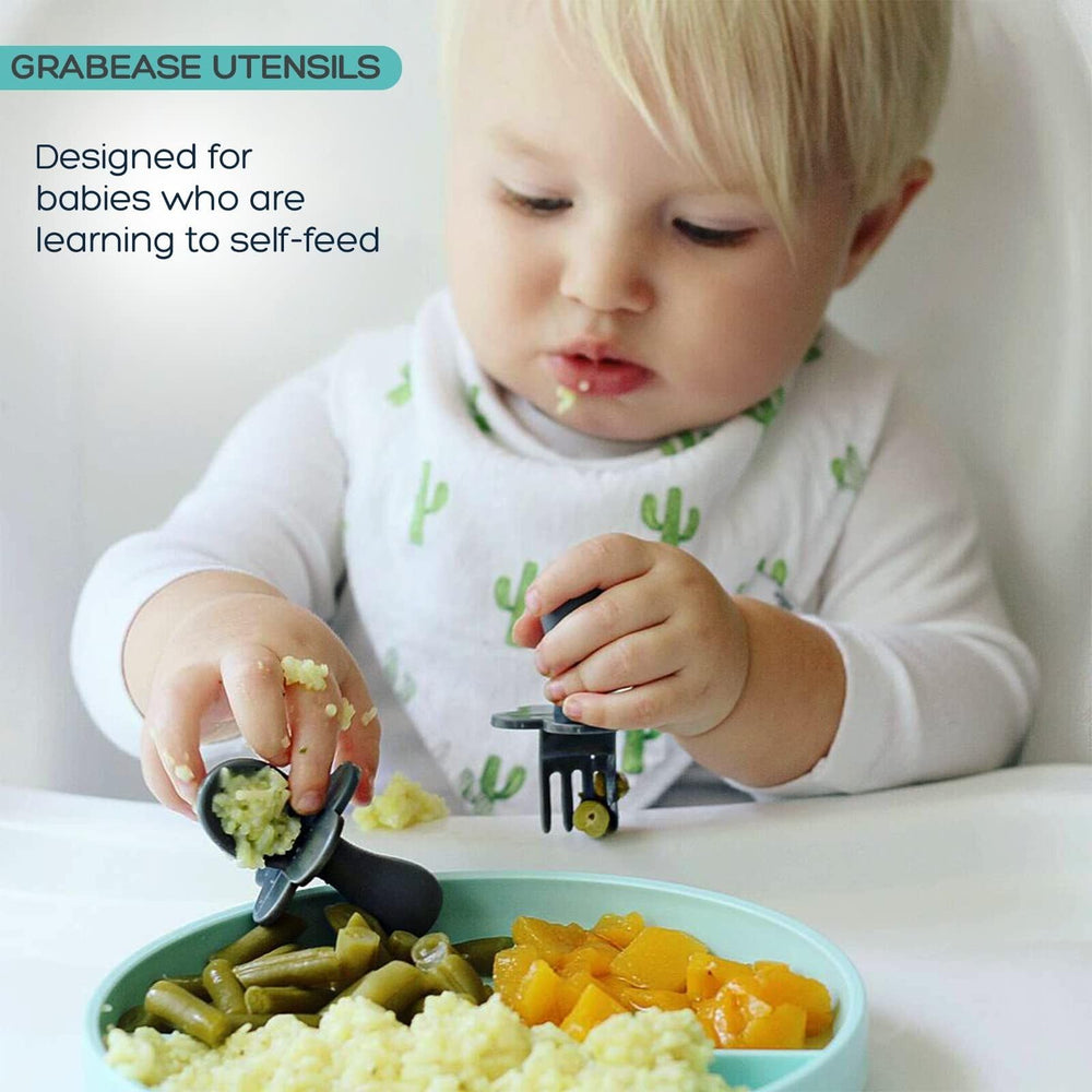 Grabease anti-choke collar close-up shows safe, confident mealtime exploration.