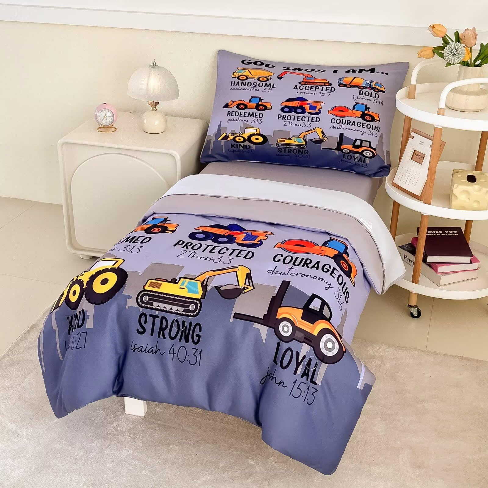GRAT TIOC comforter close-up shows 42x57 size for toddlers' bed.