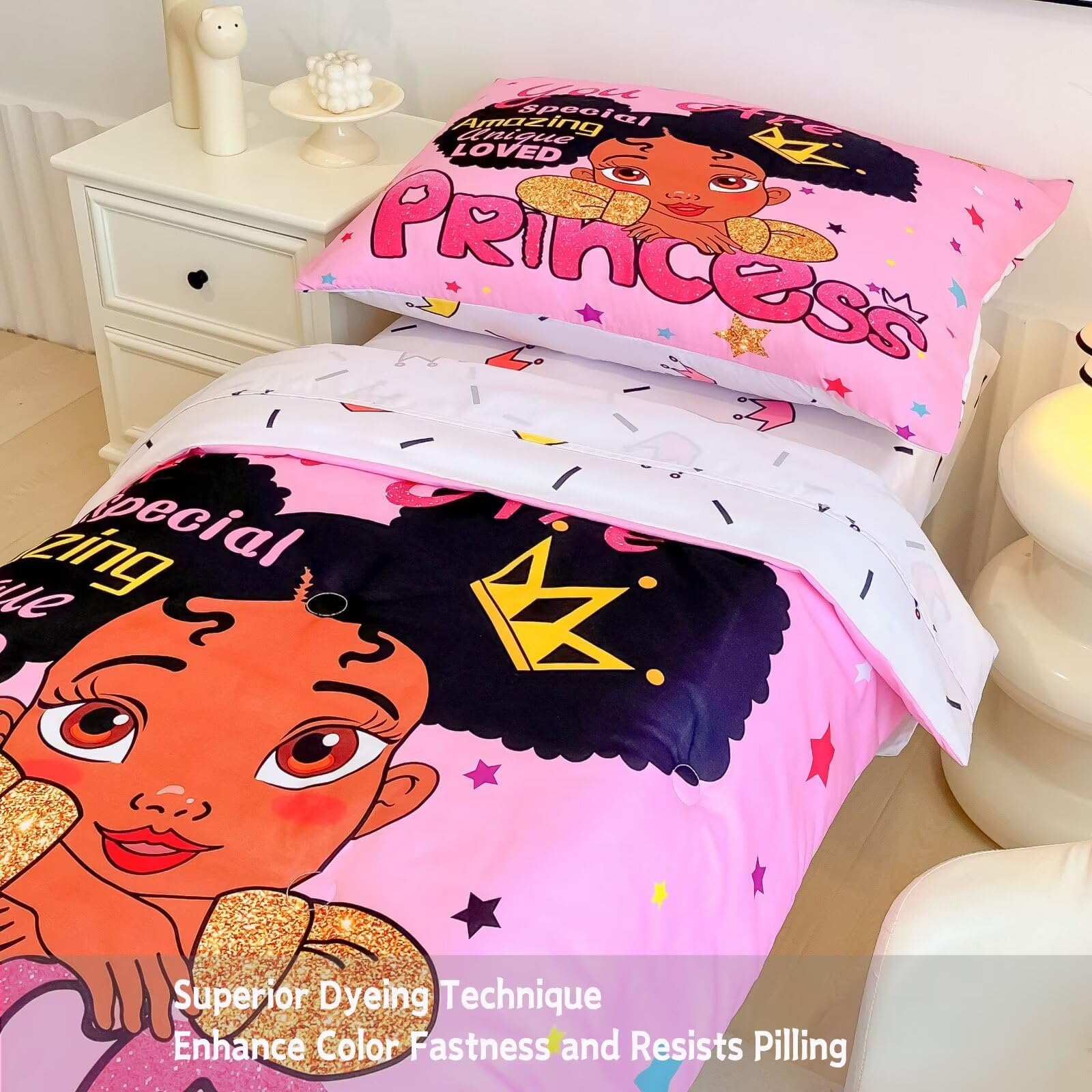 Grat TIOC pillowcase features a vibrant pattern for playful, kid-friendly sleep.