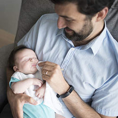 Green Sprouts hypoallergenic organic cotton muslin cloths provide a pure surface for sensitive skin care.