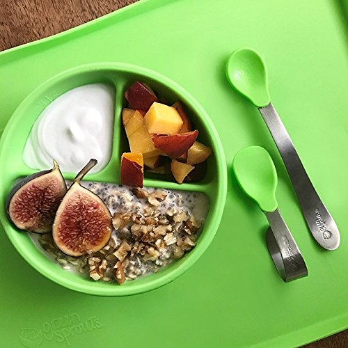 Green Sprouts Learning Spoon Set loop handle for easy grip