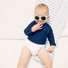 Leg cuffs and knit weave keep water out for comfortable wear.
