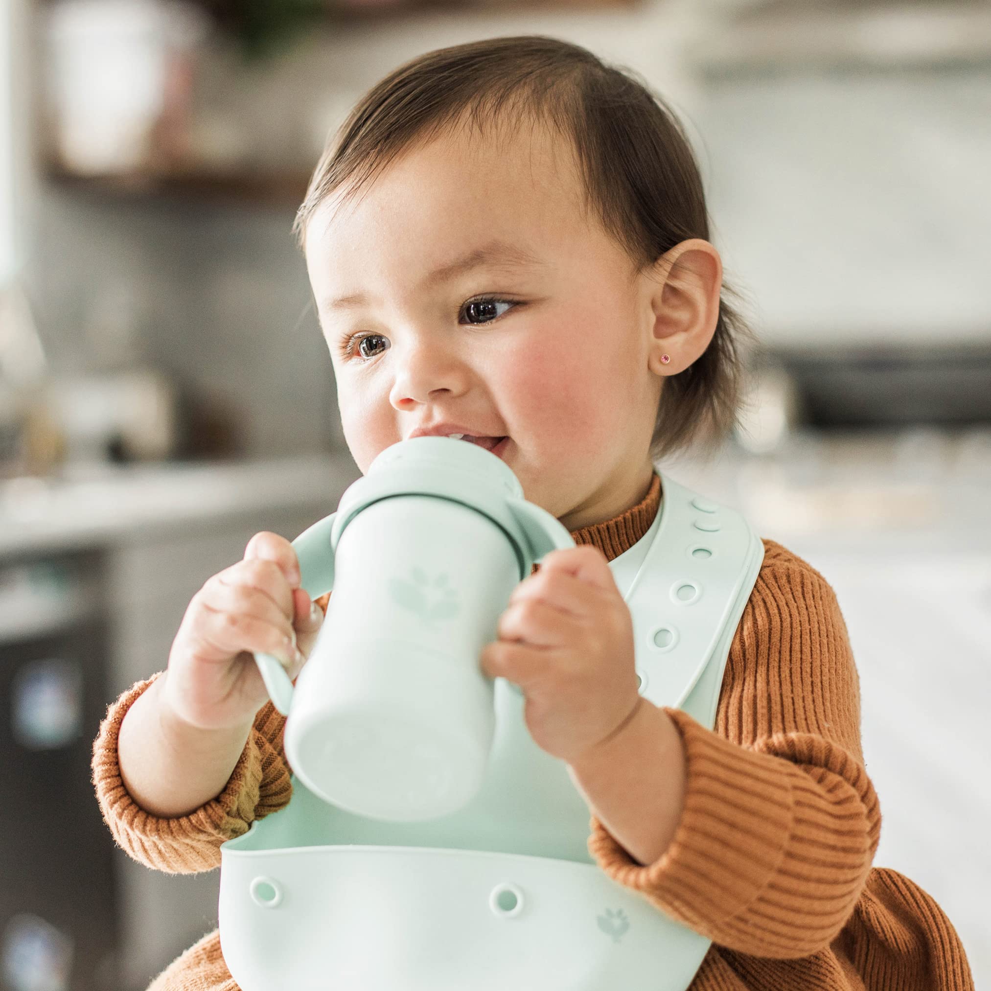 Green Sprouts Sprout Ware removable handles help little ones grip and tilt.