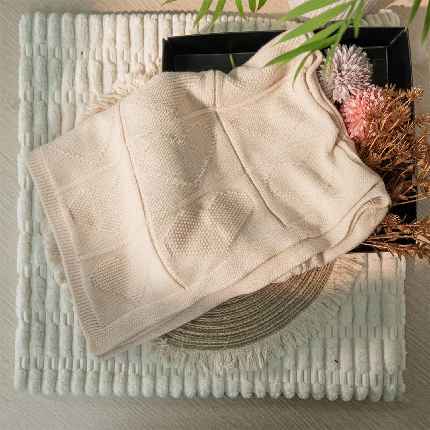 Grewear baby blanket nursing cover light knit for discreet, comfortable feeds.