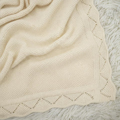 Grewear Baby Knit Blanket stroller use demonstrates portable comfort.