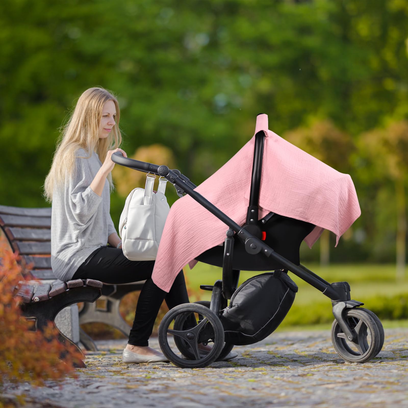 Gripooaven sunshade-privacy-cover provides shade and discreet on-the-go moments