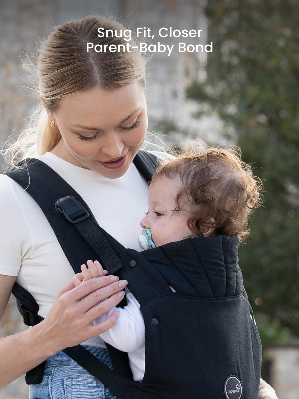 GROWNSY carrier reinforced safety buckle helps keep baby secure during use.