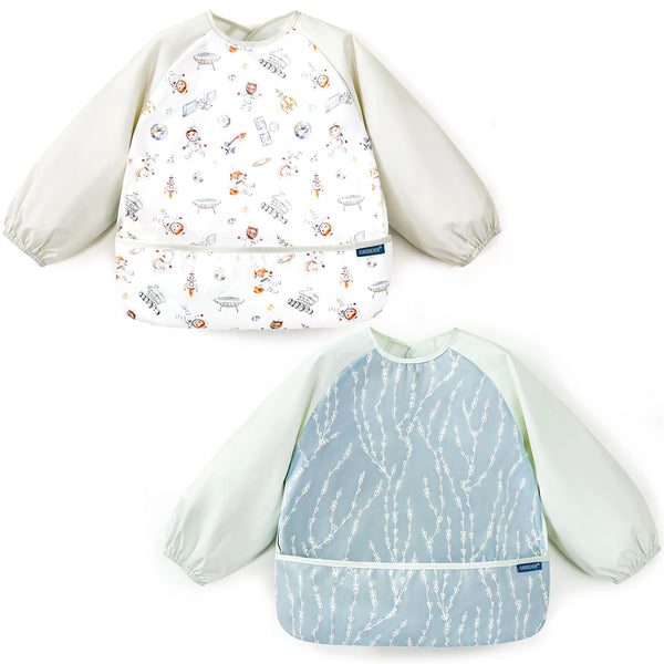GRSSDER long-sleeve bib with floral pattern keeps outfits clean during meals.