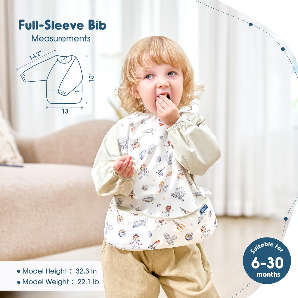 GRSSDER bib features star pattern and deep pocket to catch crumbs.