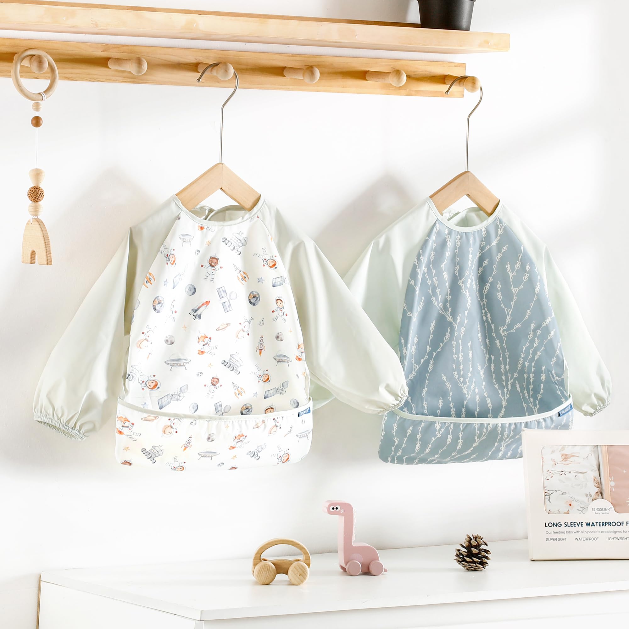 GRSSDER bibs come in slim packaging ideal for travel.