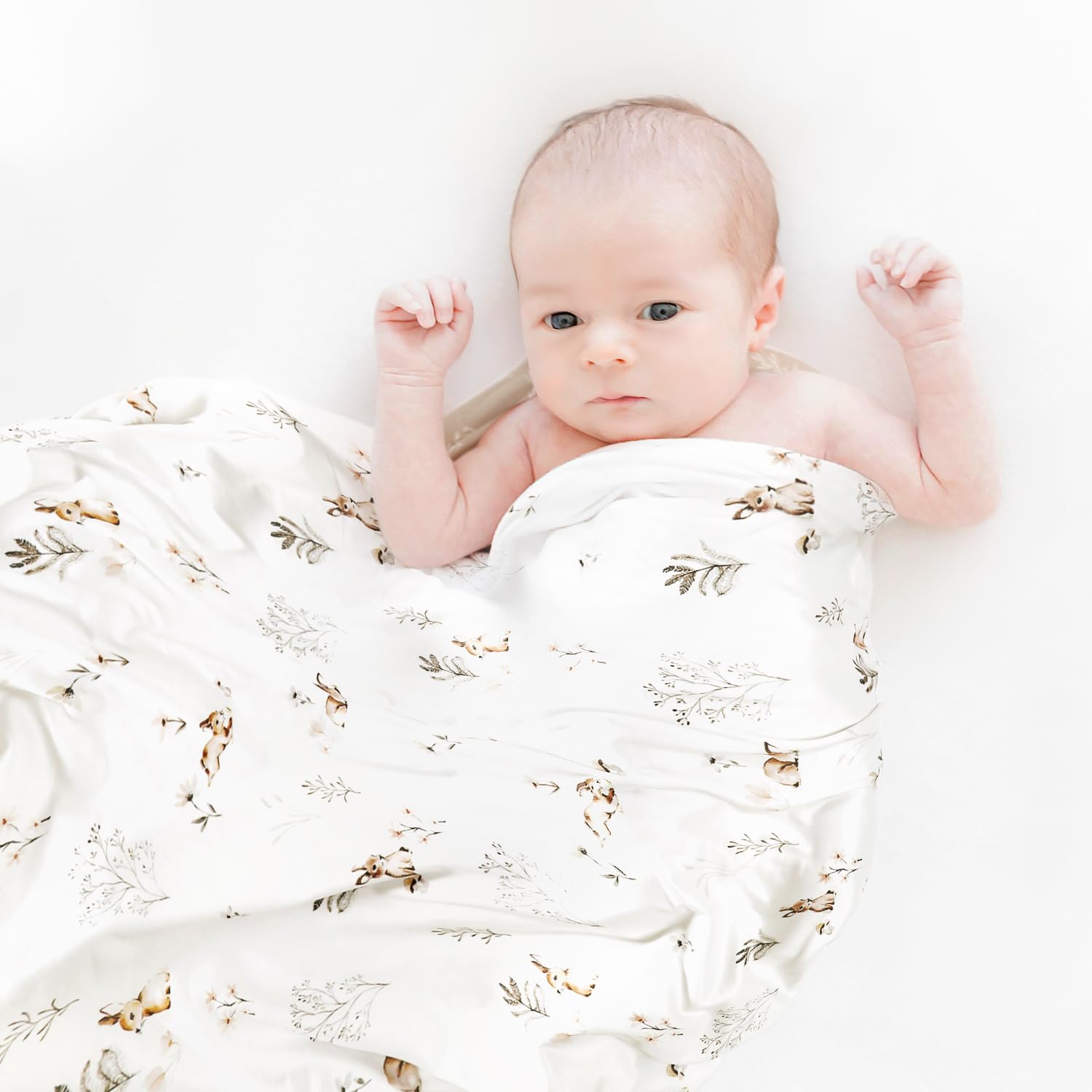 GRSSDER 34-by-44 size blanket is perfect for swaddling and cozy sessions
