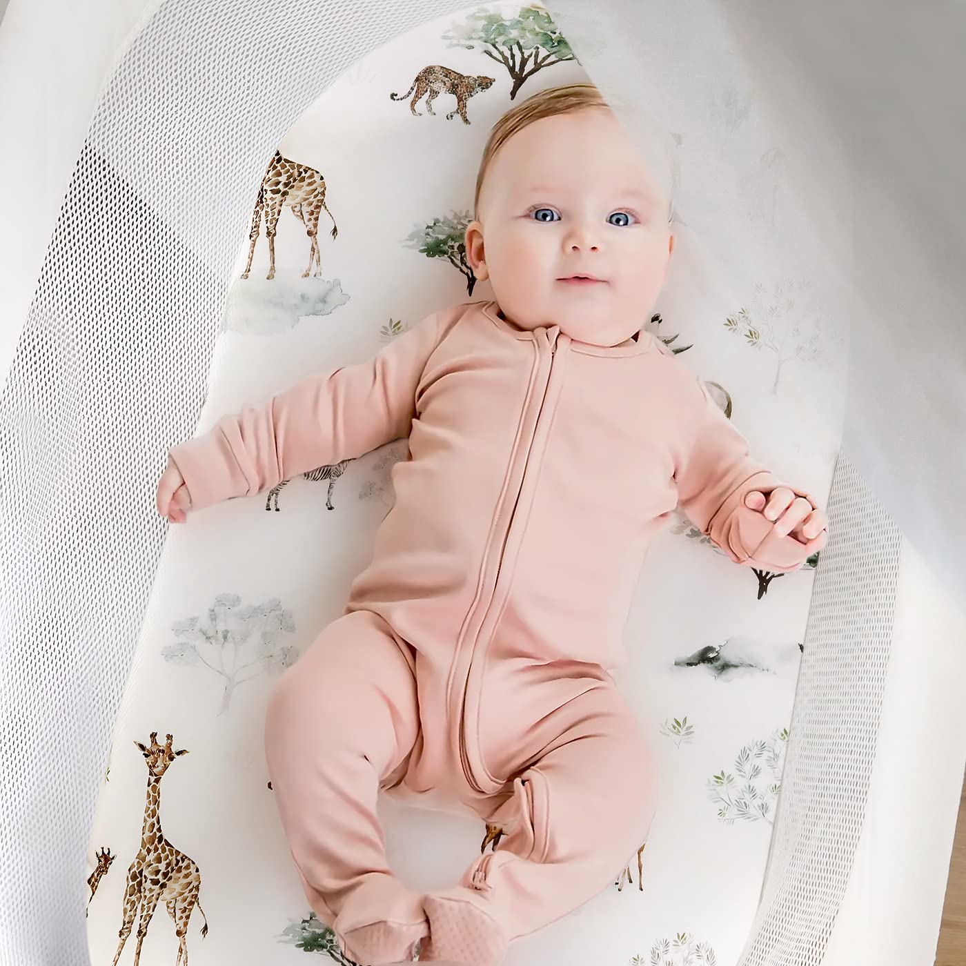 GRSSDER Savannah-pattern sheet adds playful wildlife design to nursery decor.
