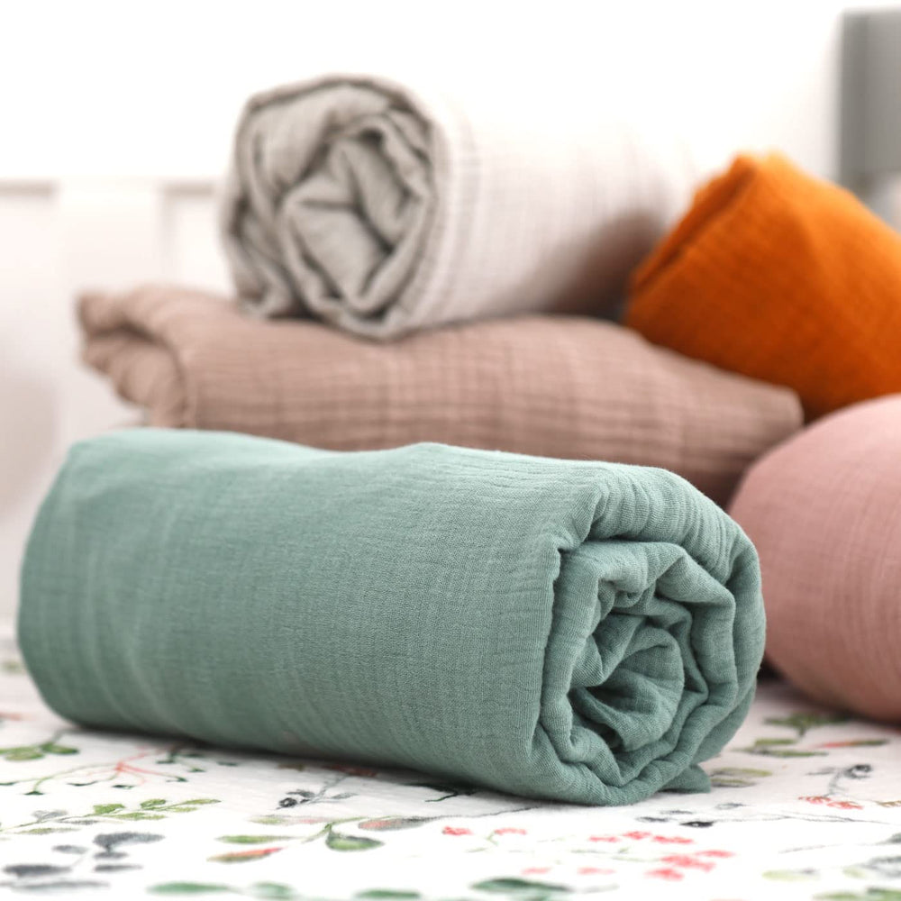 GRSSDER crib-sheet-elastic-band-4-sides ensures quick, secure placement and durability.