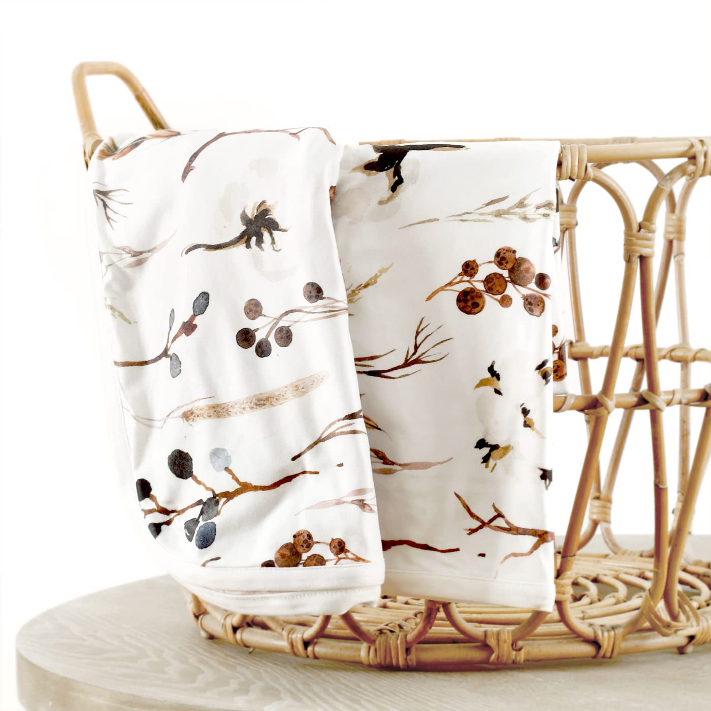 GRSSDER easy-care blanket is machine washable for busy parents.