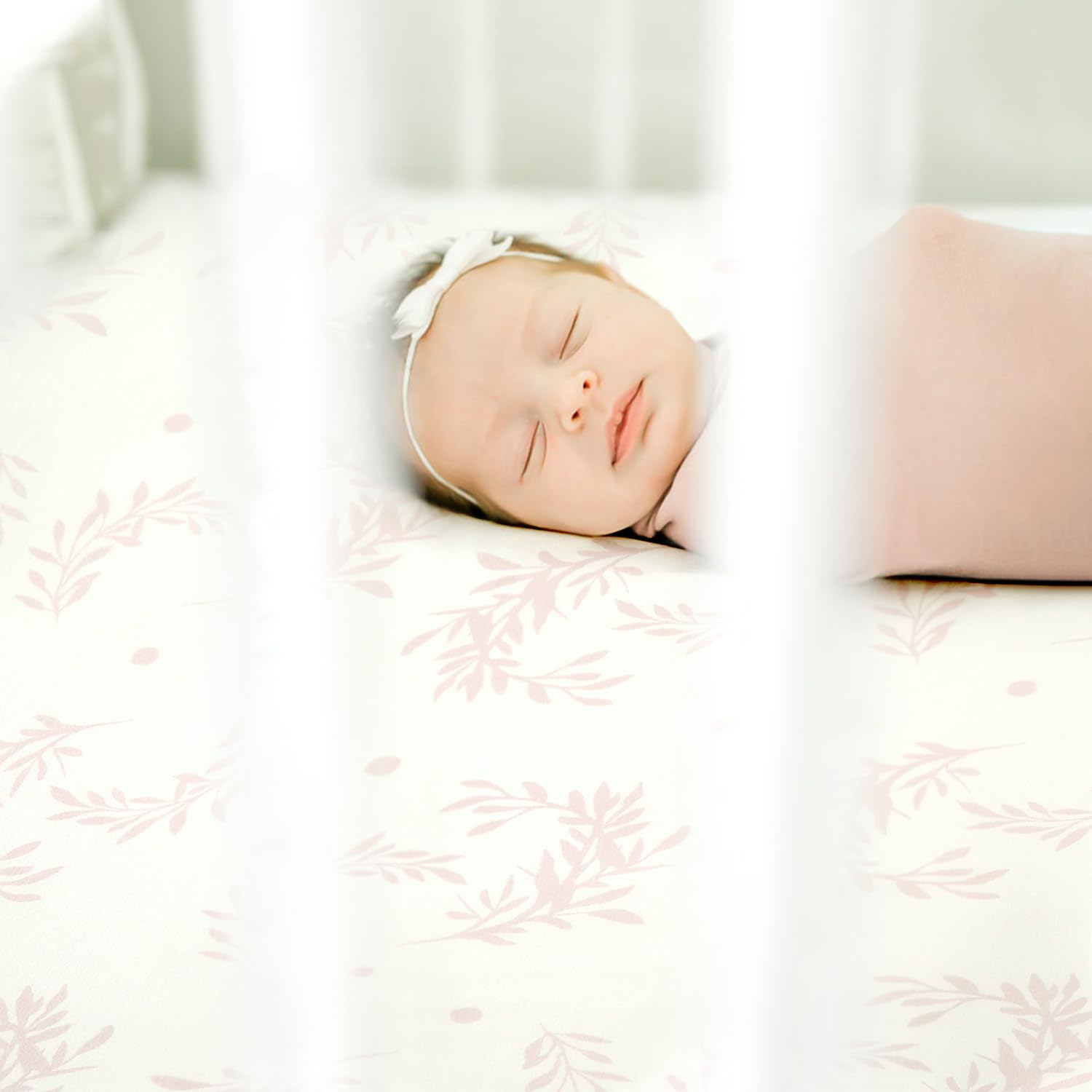 GRSSDER crib sheet brightens a nursery with serene decor and cozy feel