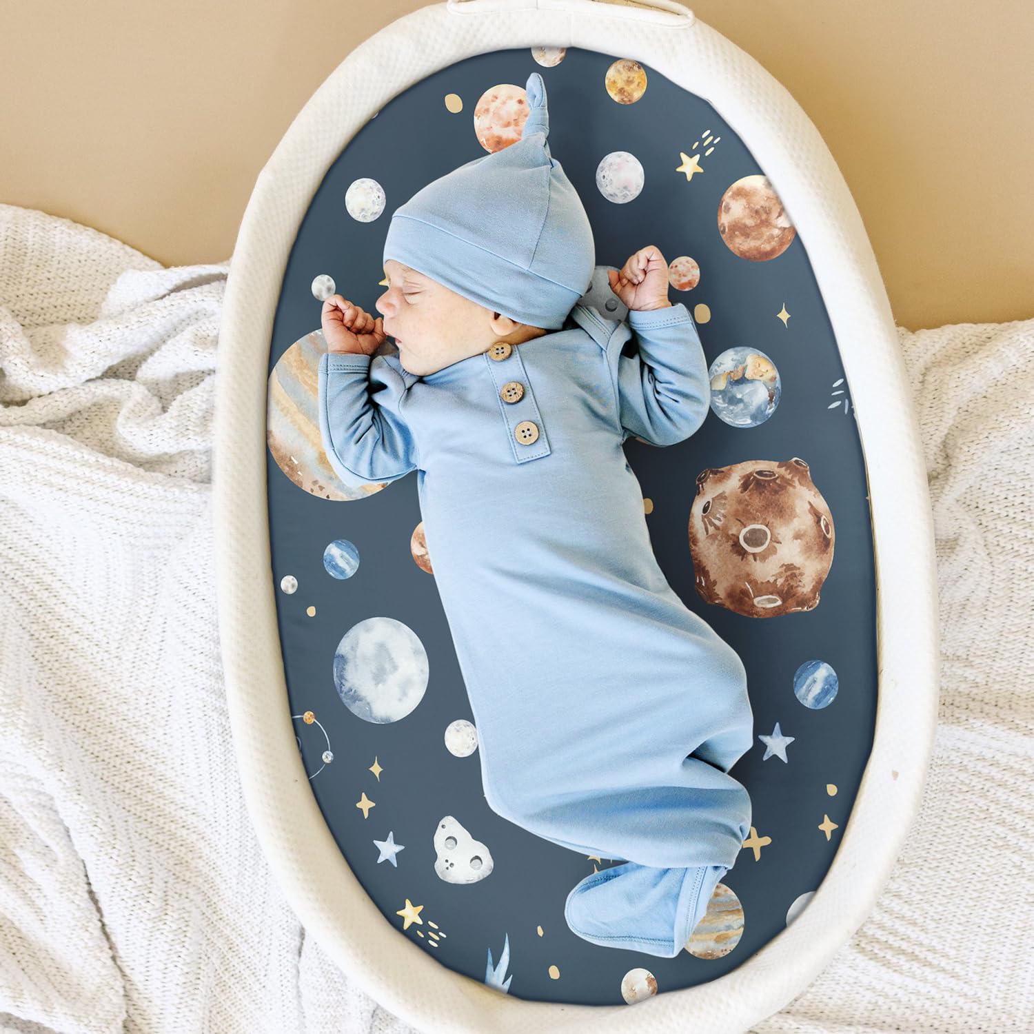 GRSSDER Fitted elastic band protects sleep with a secure fit.