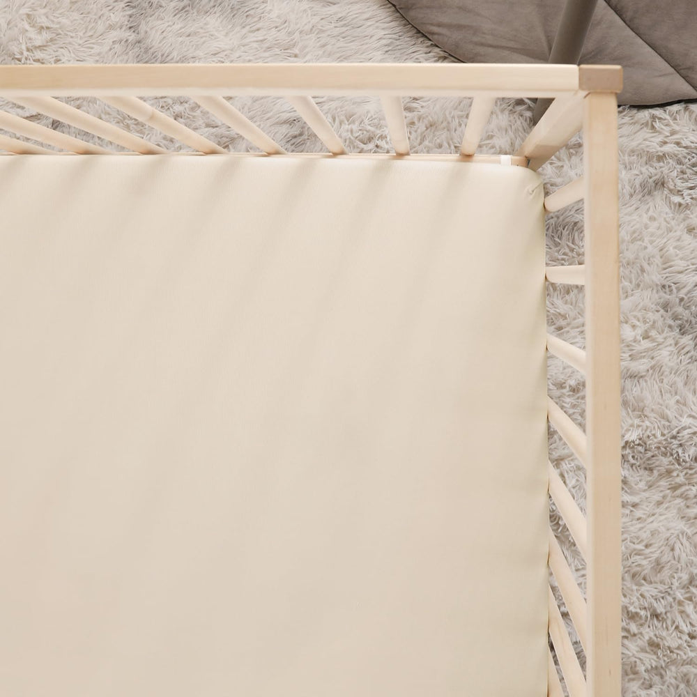 GRSSDER Pack n Play sheets with elastic band for quick, easy changes.