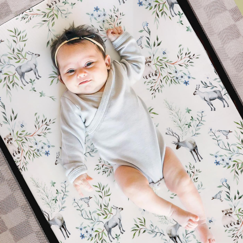 GRSSDER easy-care fabric is machine washable for busy caregivers.