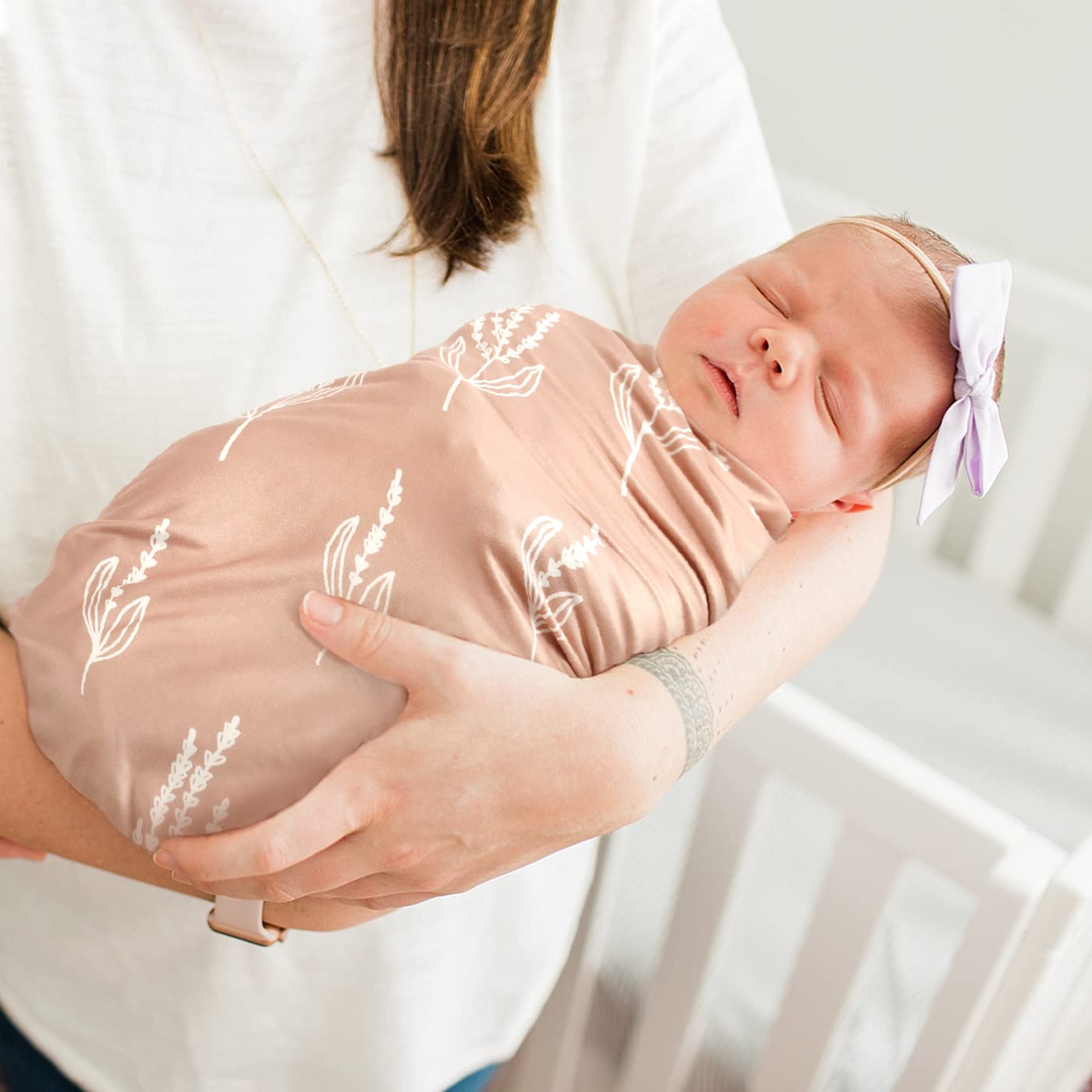 GRSSDER reversible-blanket design shows two stylish sides for nurseries.