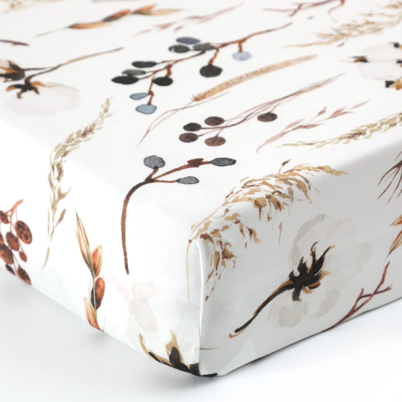 GRSSDER Serene nursery pattern enhances bedtime ambiance.