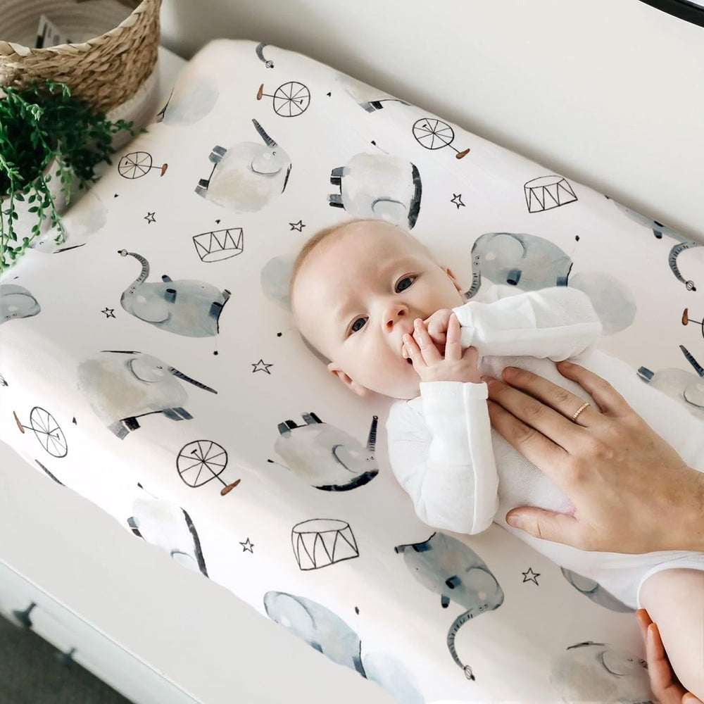 GRSSDER stretch jersey-knit fabric cover delivers breathable comfort for baby.