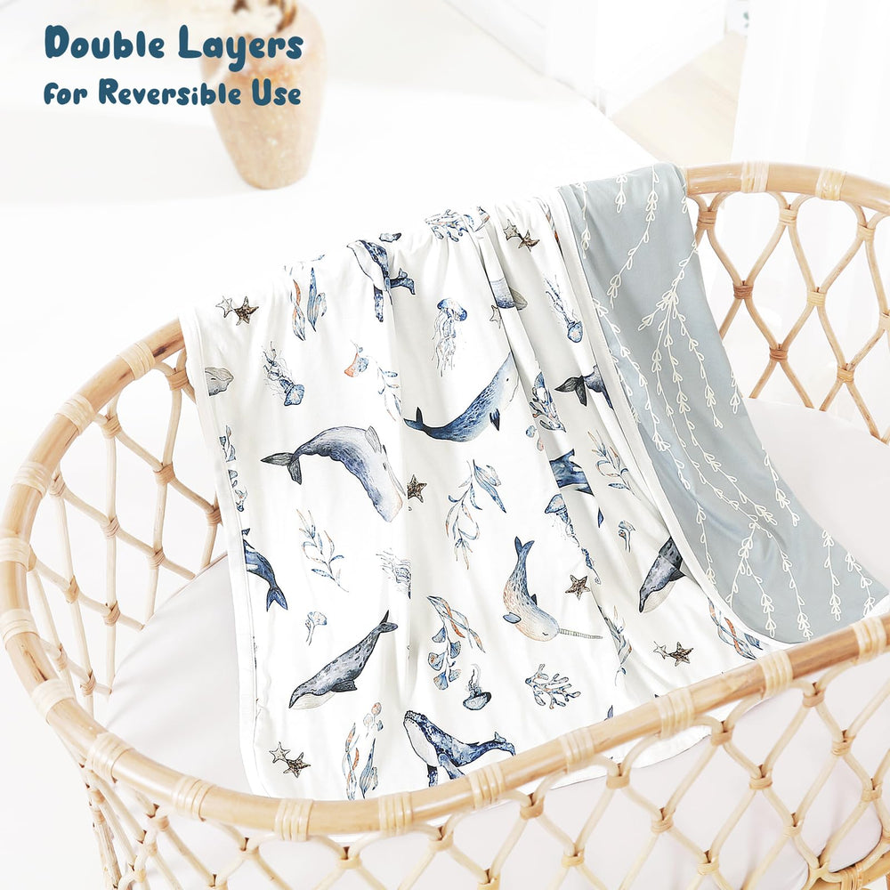 GRSSDER unisex design keeps baby cozy and stylish