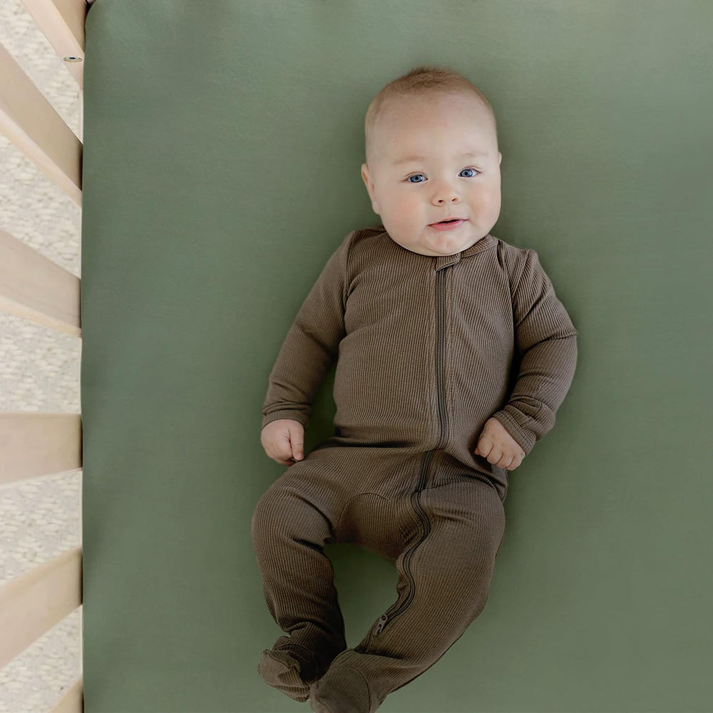 GRSSDER tee-shirt feel crib sheet keeps baby comfortable
