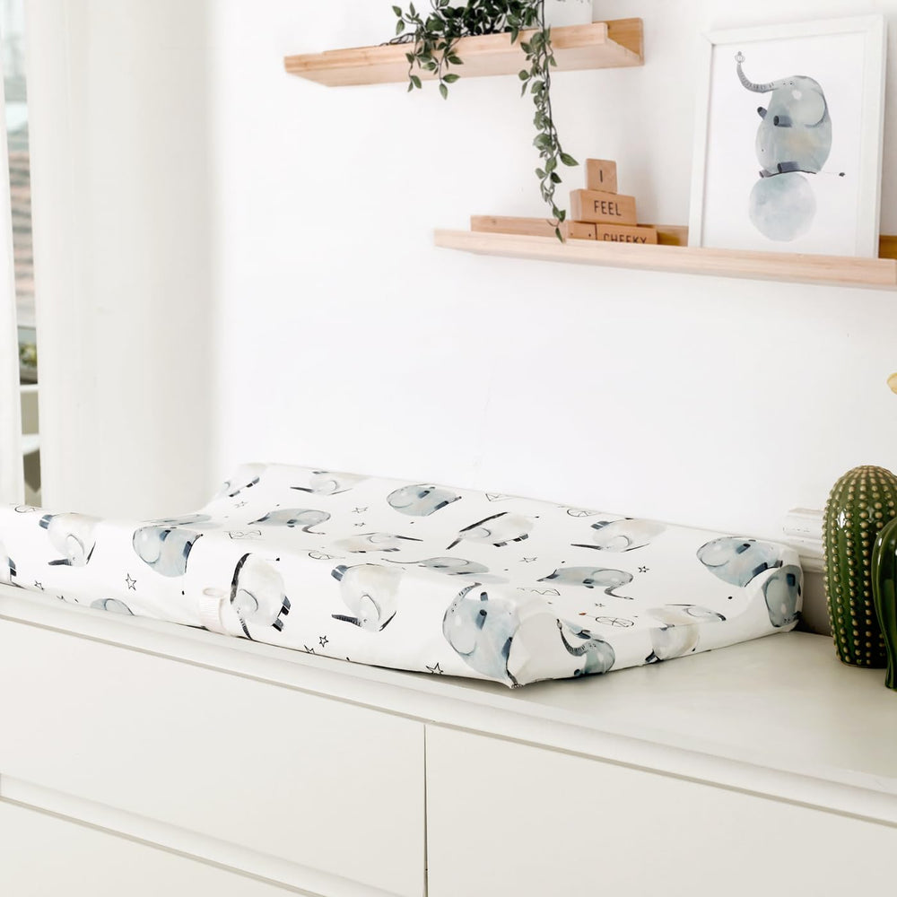 GRSSDER universal-fit changing pad cover for 32x16 pads with elastic edges.